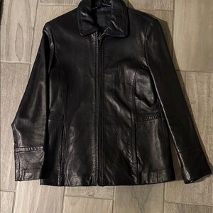 Avanti Women's Classic Black Leather Jacket